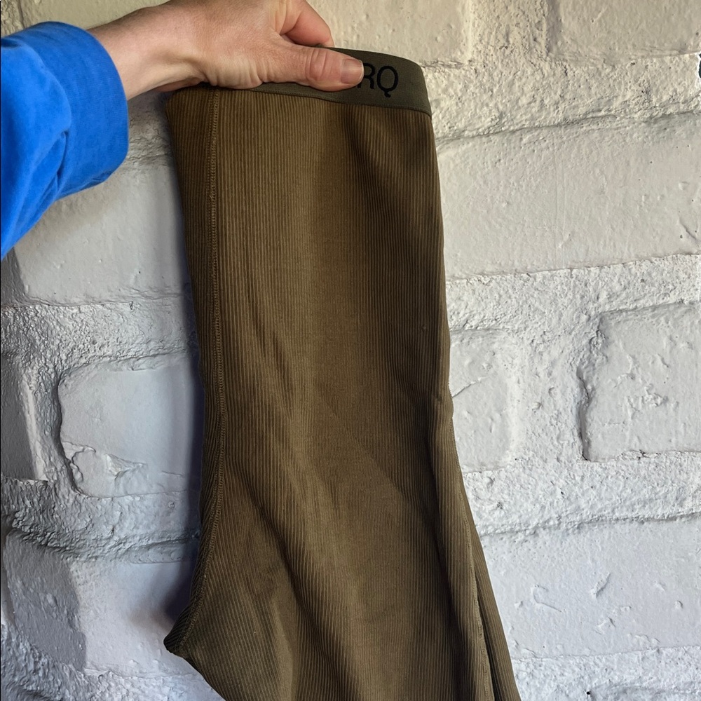 ARQ Olive Green Bike Shorts - Picture 4 of 4